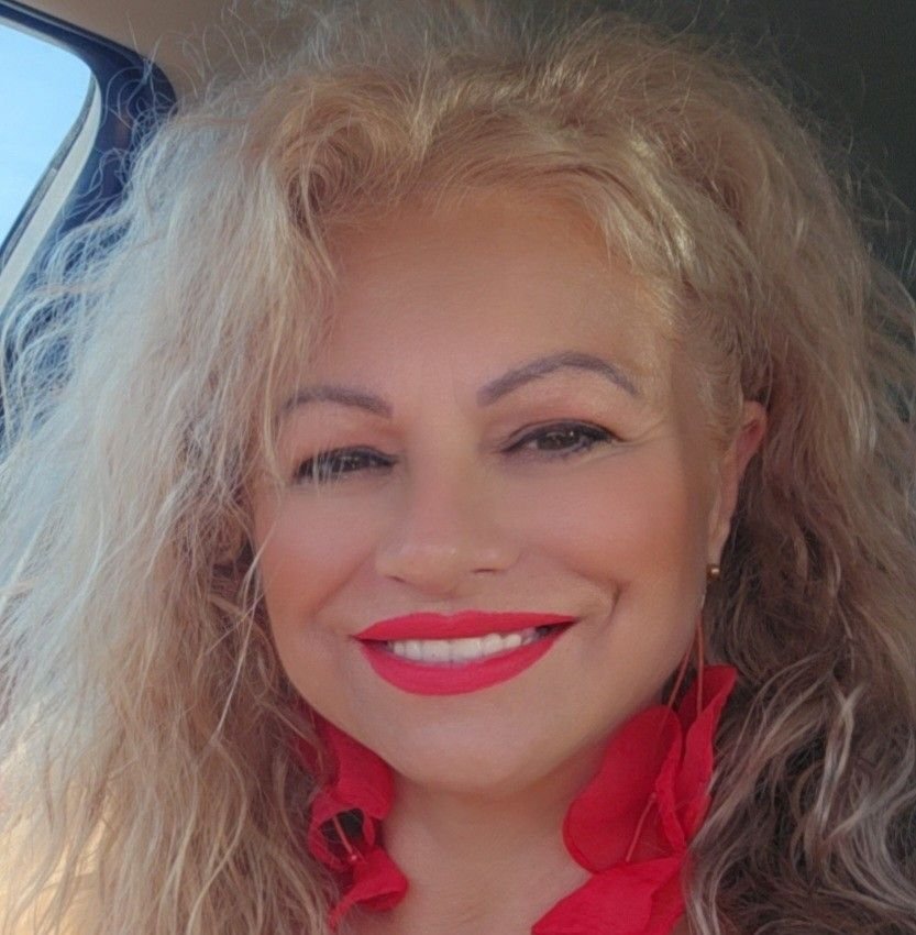 Cine era femeia care a murit după ce a intrat cu mașina într-un TIR pe DN1. Cu puțin timp înainte aterizase pe aeroportul din Cluj