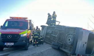 Accident GRAV centura Vâlcele-Apahida între un microbuz și o autobasculantă. 11 persoane implicate