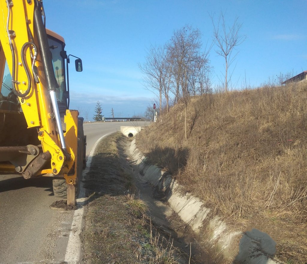 Lucrări pe mai multe drumuri județene din Cluj