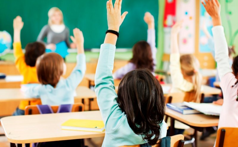 Clasa pregătitoare 2026. IȘJ Cluj afișează azi numărul locurilor alocate fiecărei școli/ "În foarte multe situații, școlile de cartier oferă condiții mult mai bune"