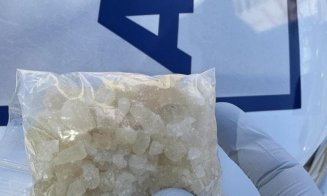 Afacere cu droguri dejucată la Cluj. „Cristal” ascuns pe malul râului Someșului