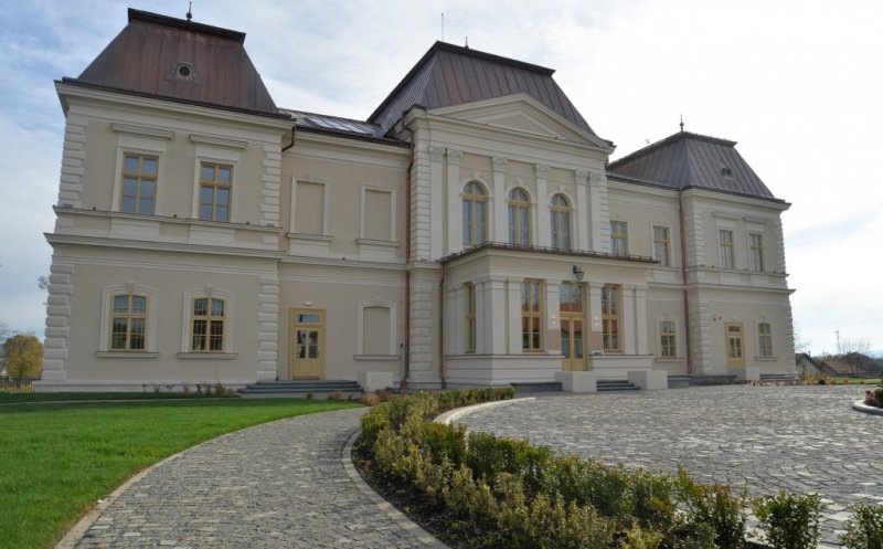 Castelul Bánffy din Răscruci, emblemă a Transilvaniei, în competiția “Destinația anului 2026”