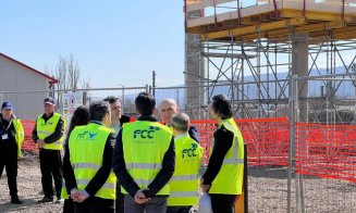 Premierul Bolojan anunță când s-ar putea redeschide circulația pe calea ferată Cluj - Episcopia Bihor