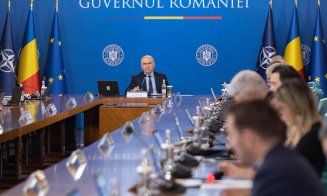 Premierul Bolojan anunță măsuri pentru economie: „Simplificăm procedurile pentru investiții, reducând birocrația și costurile”
