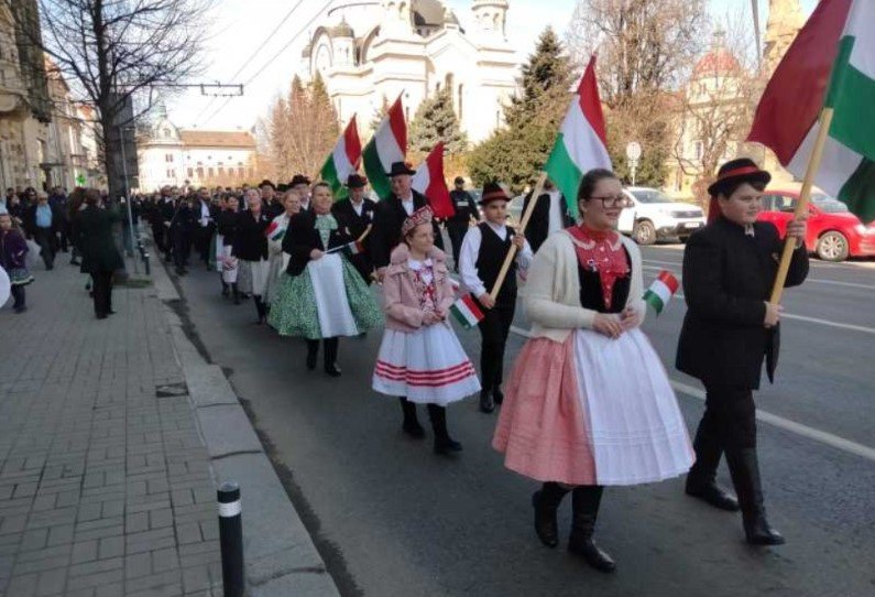 Circa 2.000 de oameni au sărbătorit Ziua Maghiarilor de Pretutindeni la Cluj-Napoca