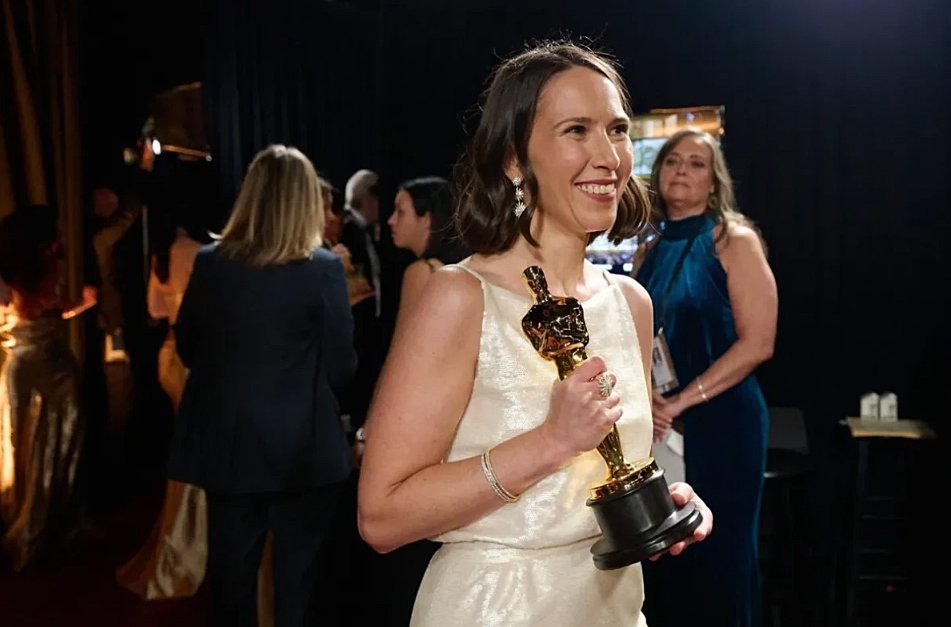 O româncă scrie istorie la Oscar. Premiul pentru cel mai bun Scurtmetraj