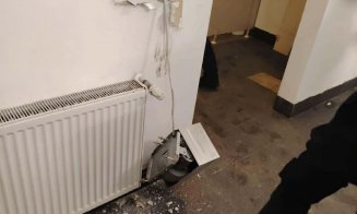 VANDALISM pe Cluj Arena: Suporterii CFR-iști au distrus tot ce le-a căzut în mână pe stadionul Universității