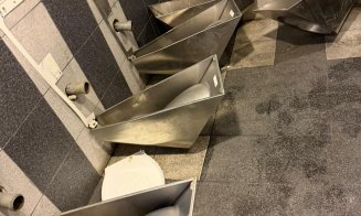 VANDALISM pe Cluj Arena: Suporterii CFR-iști au distrus tot ce le-a căzut în mână pe stadionul Universității: ”Poftim civilizație!”