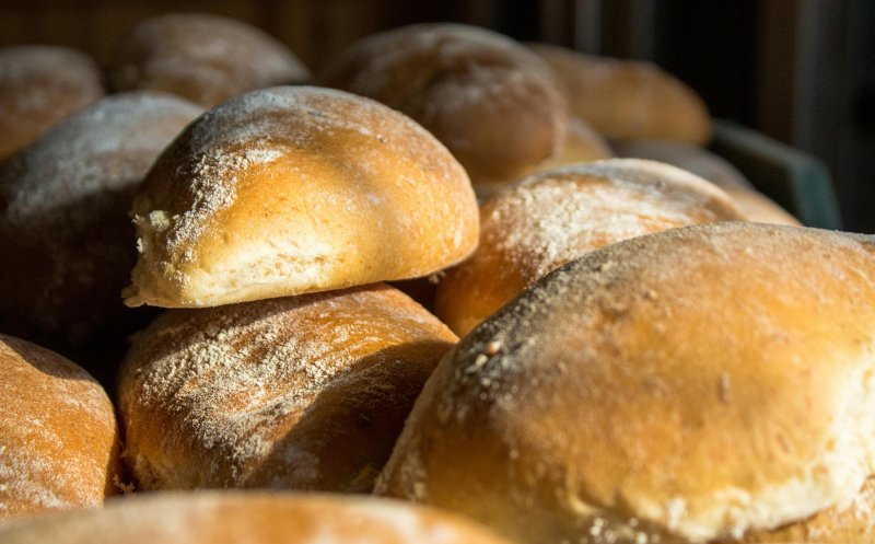 Presiune pe buzunarele românilor: Pâine mai scumpă înainte de Paști. „Este foarte grav. Guvernul nu s-a gândit”