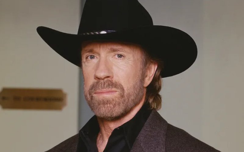 A murit Chuck Norris, unul dintre cei mai cunoscuți actori ai filmelor de acțiune