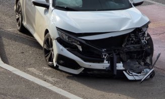 Două mașini făcute praf într-o intersecție din Mănăștur: "Iar? A mai fost unu acum câteva zile"