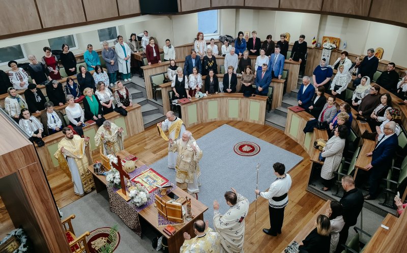 Liturghie arhierească la Medicala III din Cluj-Napoca. Mitropolitul Andrei Andreicuț a binecuvântat medicii și pacienții