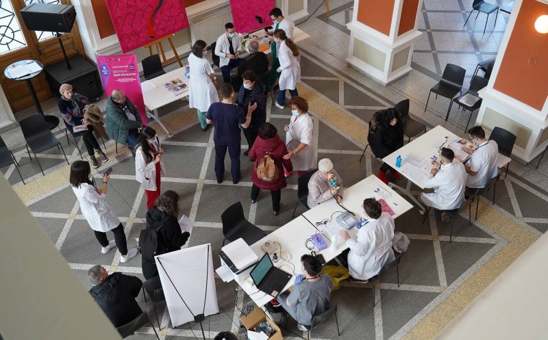 Revine campania de screening „Sănătatea ta, prioritatea noastră!”. Consultații gratuite, testări și sfaturi medicale în Parcul Central