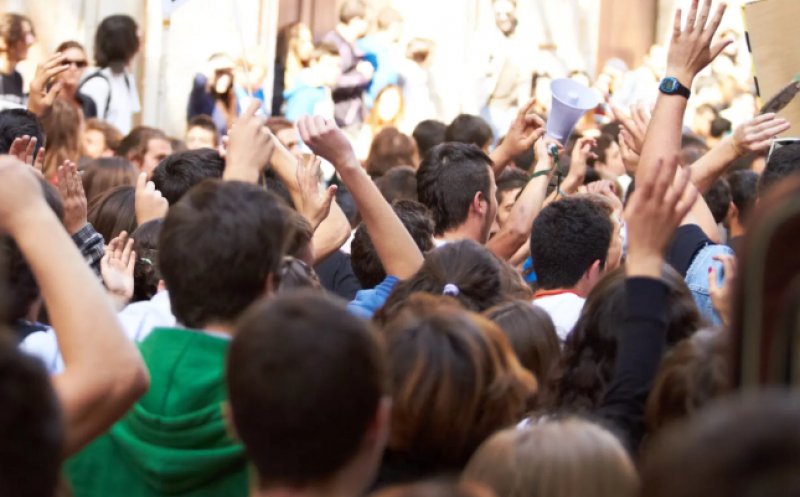 Protest anunțat la Cluj împotriva implicării României în conflictul cu Iranul: Nu vrem să devenim țintă!