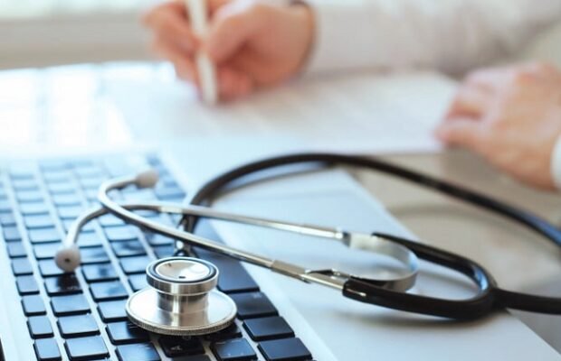 Șeful CNAS: Din această vară, toți românii vor avea dosar electronic de sănătate. Va putea fi accesat și de pe telefon