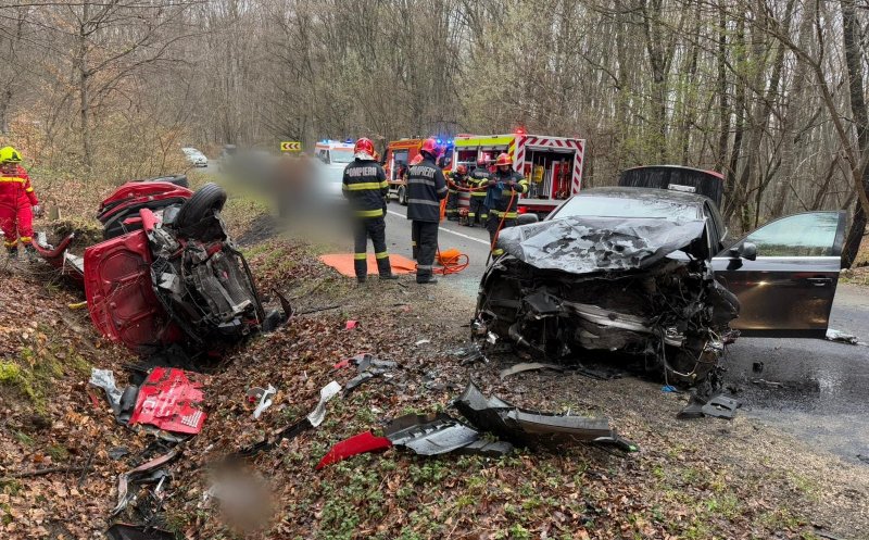Accident devastator între Făget și Sălicea, Cluj: Femeie în stop cardio-respirator, alte două persoane în stare critică