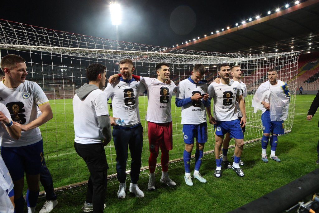 Cum s-au descurcat jucătorii echipelor clujene la loturile naționale. Coubiș a debutat, Lukic merge la Cupa Mondială