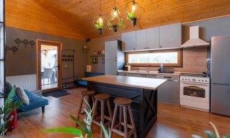 Cât costă un chalet modern, cu living cu înălțime dublă vitrată, în inima Munților Apuseni