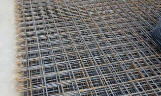 Furt pe calea ferată Cluj - Oradea. Percheziții efectuate de polițiști