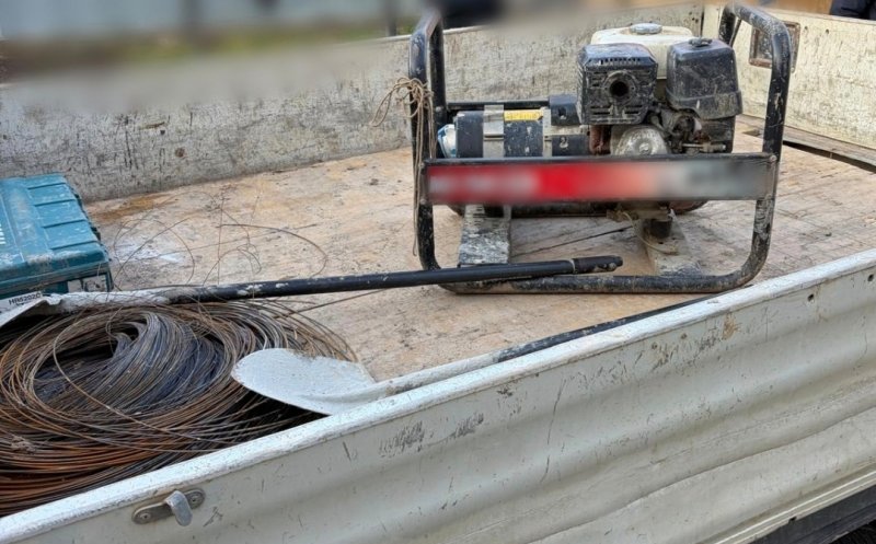 Furt pe calea ferată Cluj - Oradea. Percheziții efectuate de polițiști