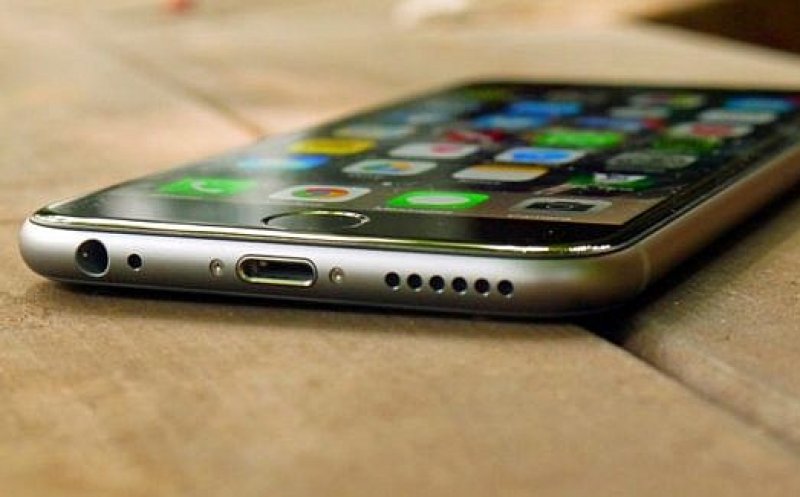 Greșeala banală care te poate costa tot. Ce să NU păstrezi niciodată în telefon