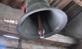 Bărbat în comă, după ce l-a lovit clopotul în noaptea de Înviere / DOSAR PENAL pentru vătămare corporală din culpă