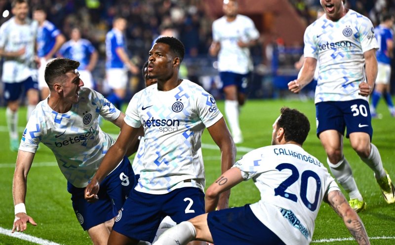 ȘOC în Serie A! Inter întoarce de la 0-2 pe terenul lui Como. Thuram, erou într-un meci nebun