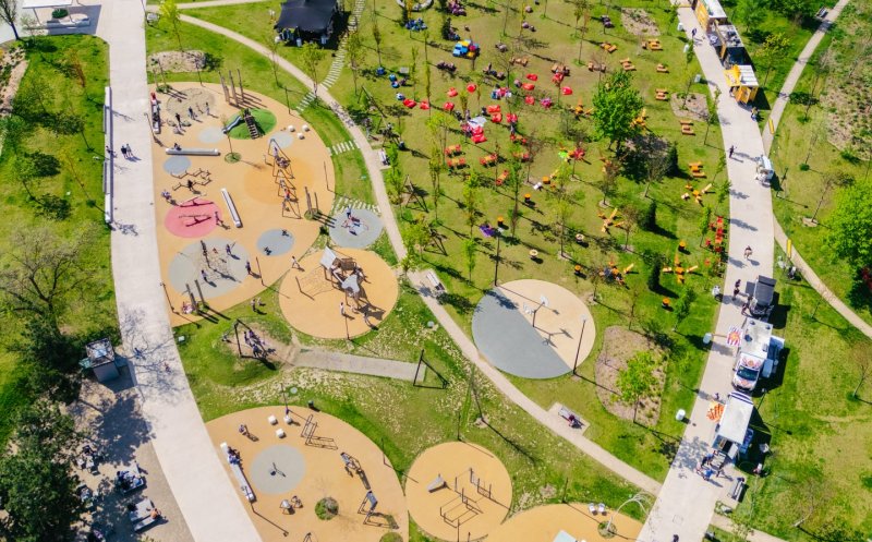 Picnic în Parcul Feroviarilor. Cine cântă, cine aduce mâncare