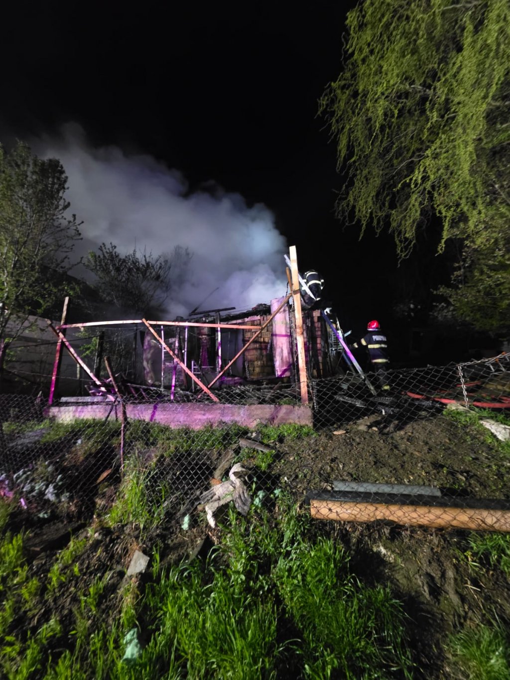 INCENDIU în Cluj. Cine a sărit în ajutorul oamenilor din casa cuprinsă de foc
