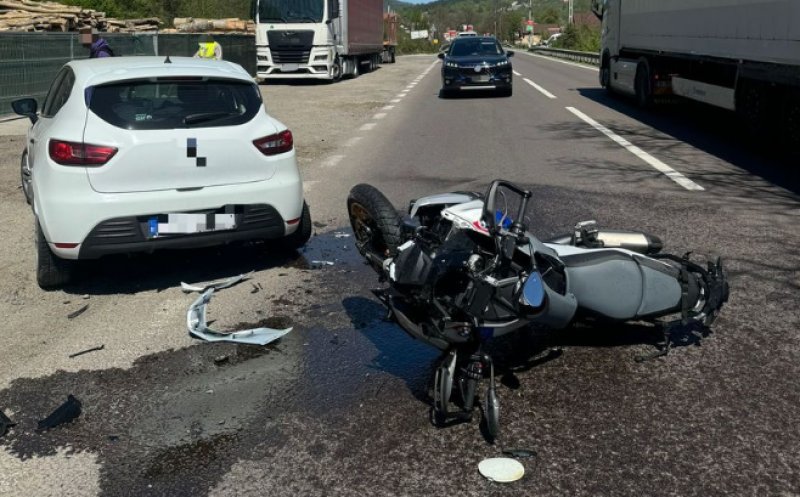 Motociclist clujean, rănit într-un accident rutier grav pe Valea Oltului. Cum s-a produs incidentul