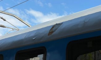 Deja înapoi în reparații: vagonul bar-bistro modernizat la Cluj, „lovit” de rugină după 4 luni de la livrare