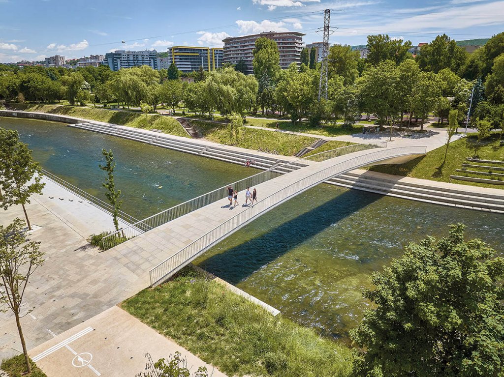 Bani europeni pentru realizarea documentațiilor pentru culoarul pietonal și velo de-a lungul râului Someș