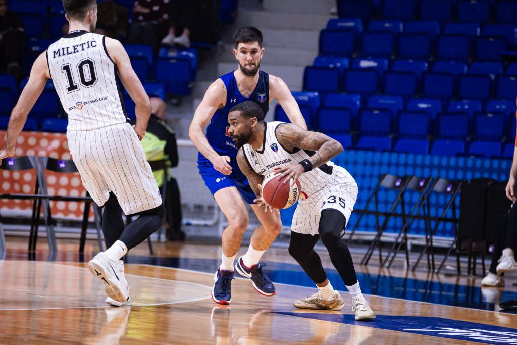 U-BT, în premieră în play-off-ul ABA League. Programul seriei cu Buducnost