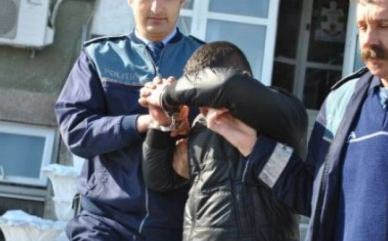 Atac într-o locuință din Cluj: un minor de 15 ani, acuzat că a agresat o femeie și a fugit cu banii