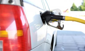 Benzina și motorina s-au ieftinit în Cluj-Napoca. Cât costă azi carburanții