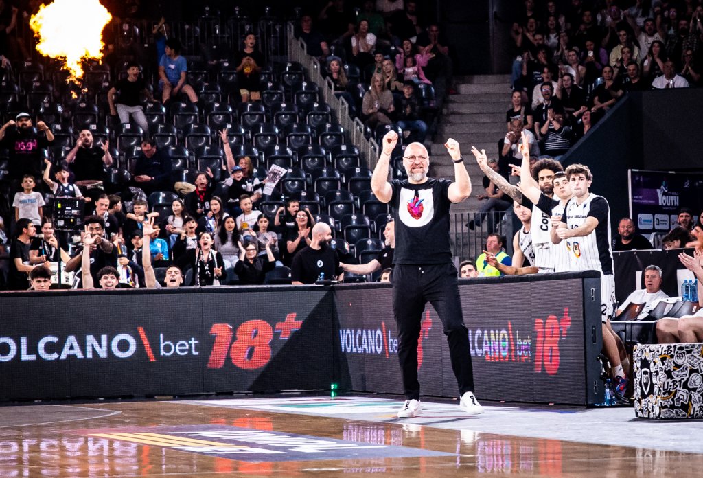 Decisiv pentru semifinalele ABA League. Silvășan înainte de Buducnost - U-BT: "Este un singur meci și orice este posibil"