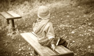 Un copil este dat DISPĂRUT la fiecare oră în România / Legislația, o piedică uriașă în calea salvatorilor