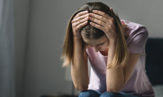 Gândurile care nu îți dau pace. Psihologii explică diferența dintre anxietate și OCD