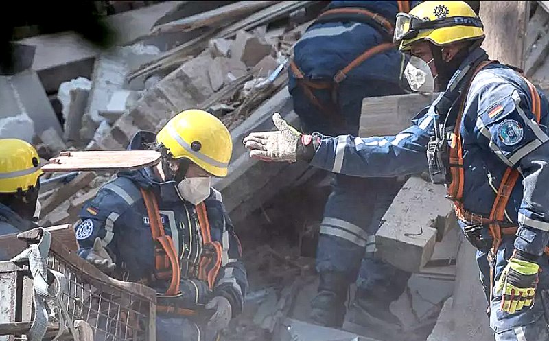 MAE: 2 persoane de cetățenie română, dispărute sub dărâmături în urma unei explozii într-un bloc din Germania / Românii se aflau în vacanță pentru câteva zile