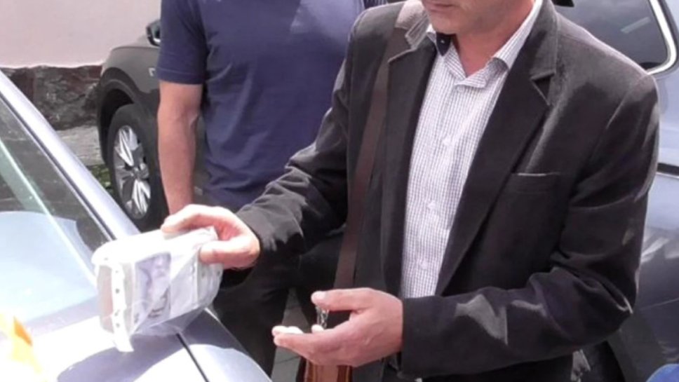 Un primar UDMR, prins în flagrant de Parchetul European în timp ce primea mită din fonduri UE