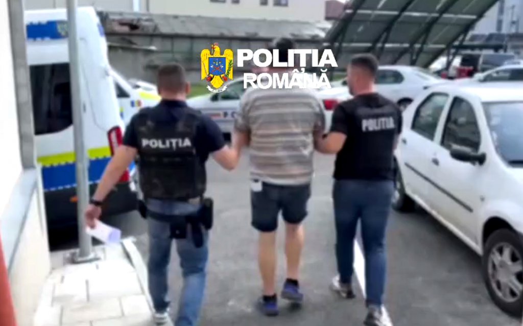 Șantaj în formă continuată în Cluj-Napoca. A cerut 80.000 de euro și un post într-o instituție publică pentru odrasla sa