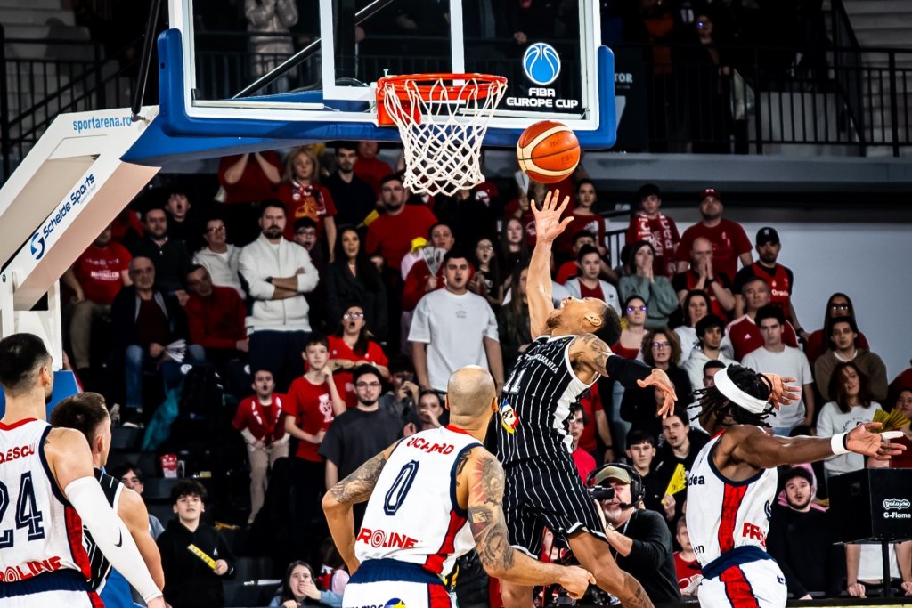 Finala începe azi. U-BT Cluj și CSM Oradea se duelază pentru trofeul Ligii Naționale