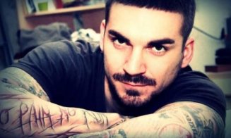 Trei cadavre descoperite într-un apartament / Prima ipoteză: un artist tatuator și-a omrât fratele și bunica cu o macetă, iar apoi s-a sinucis