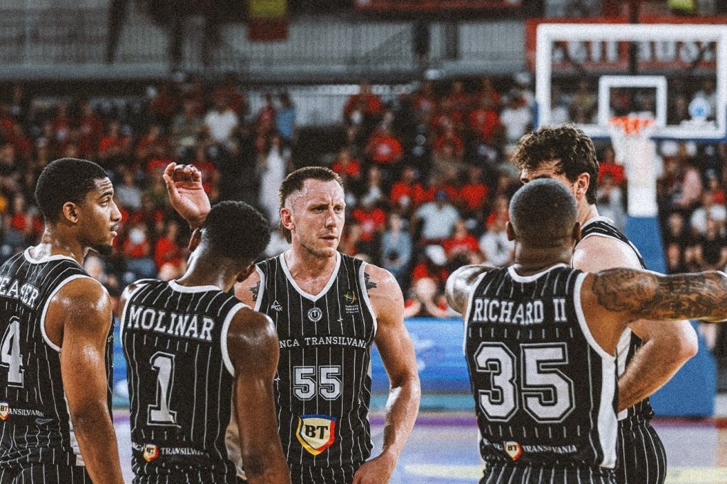 U-BT și CSM Oradea continuă azi duelul din finala LigiI Naționale