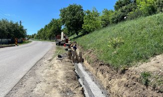 Intervenții importante pe un drum județean din Cluj: modernizarea carosabilului, cu trotuare, rigole și zeci de accese la proprietăți