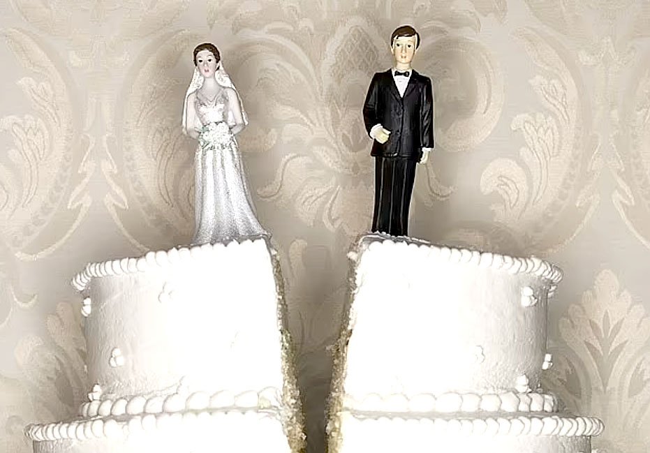 Cluju'-i fruncea la divorțuri în România / 1 divorț la fiecare 2 căsătorii