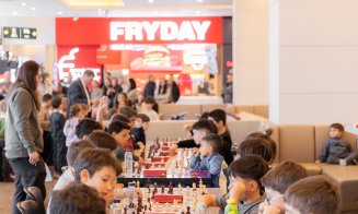 „Copiii joacă șah la mall", o competiție gratuită pentru cei mici, duminică, la Iulius Mall