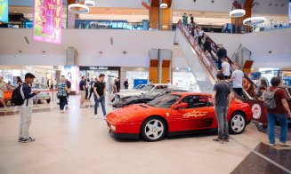 Ferrari, Porsche și Ford Mustang, o parte dintre autovehiculele de colecție expuse la Iulius Mall Cluj, în cadrul „Classic Car Show"