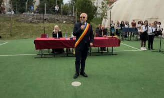 Emil Boc, apel către absolvenții de gimnaziu înainte de Evaluarea Națională: „Credeți în visurile voastre și alegeți liber unde vă construiți viitorul”