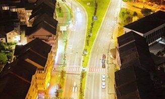 Continuă lucrările de modernizare a iluminatului public în Turda. Așa arată până acum